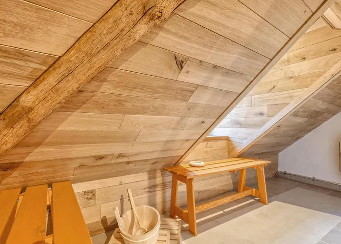 Lovely In With Sauna